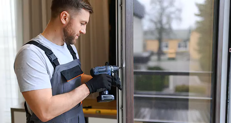 Sliding Screen Door Handle Repair in Kendall, FL