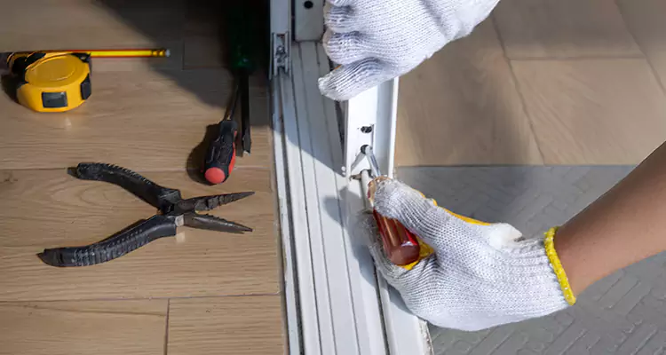 Screen Door Wheel Replacement in Kendall, FL