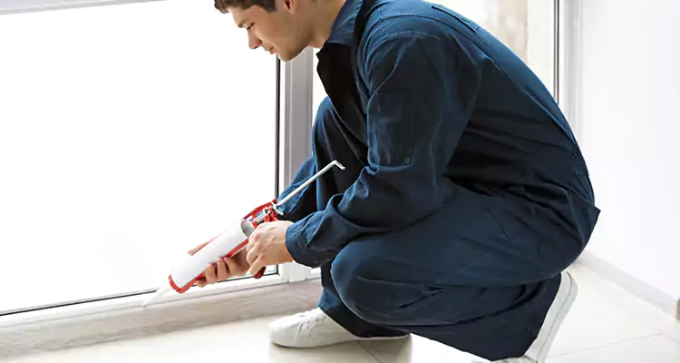 Window Glass Caulk Repair in Kendall, FL
