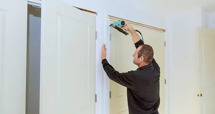 Top Rated Door Fixing ServiceFixing Garage Door Track in Kendall, FL