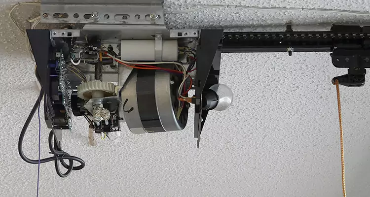 Garage Door Motor Replacement in Kendall, FL