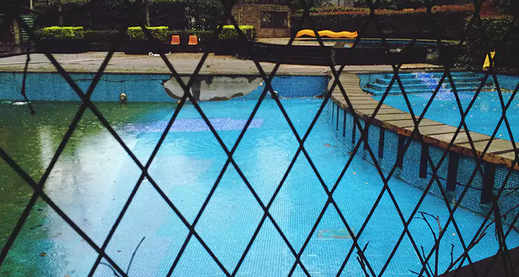 Lanai Screen Repair in Kendall, FL