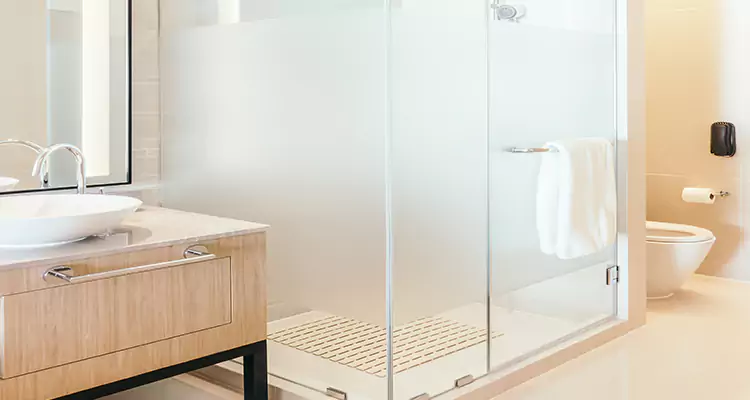 Expert Shower Door Fix and Repair in Kendall, FL